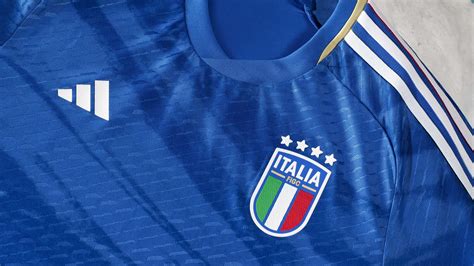 adidas italia nazionale.